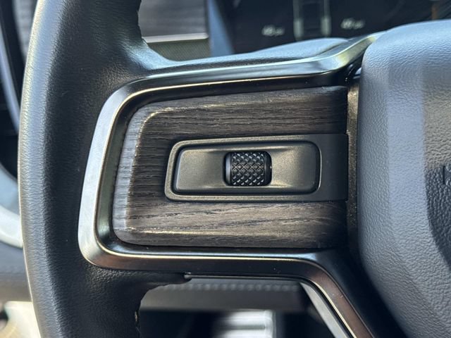 Used 2023 Rivian R1S Adventure AWD/4WD image 8