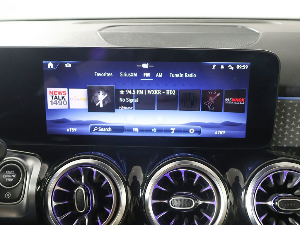 Used 2024 Mercedes-Benz GLB 250 4MATIC w/ Driver Assistance Package image 44