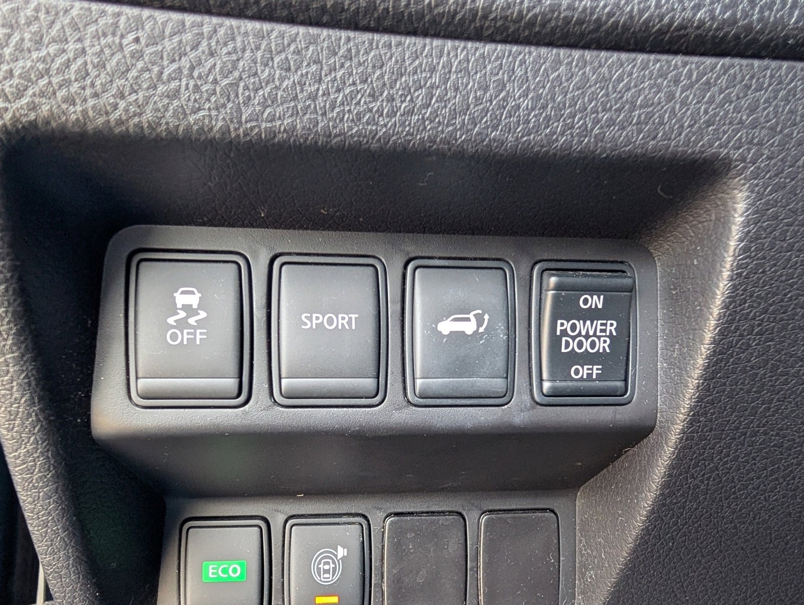 Used 2016 Nissan Rogue SL w/ SL Premium Package image 17