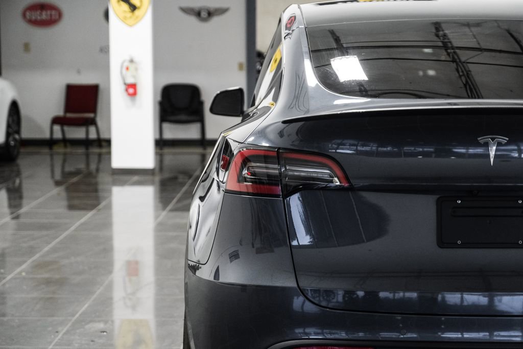 Used 2022 Tesla Model Y Performance AWD/4WD image 44