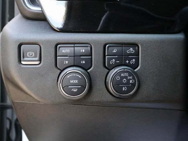 Used 2024 Chevrolet Silverado 2500 LTZ AWD/4WD image 43