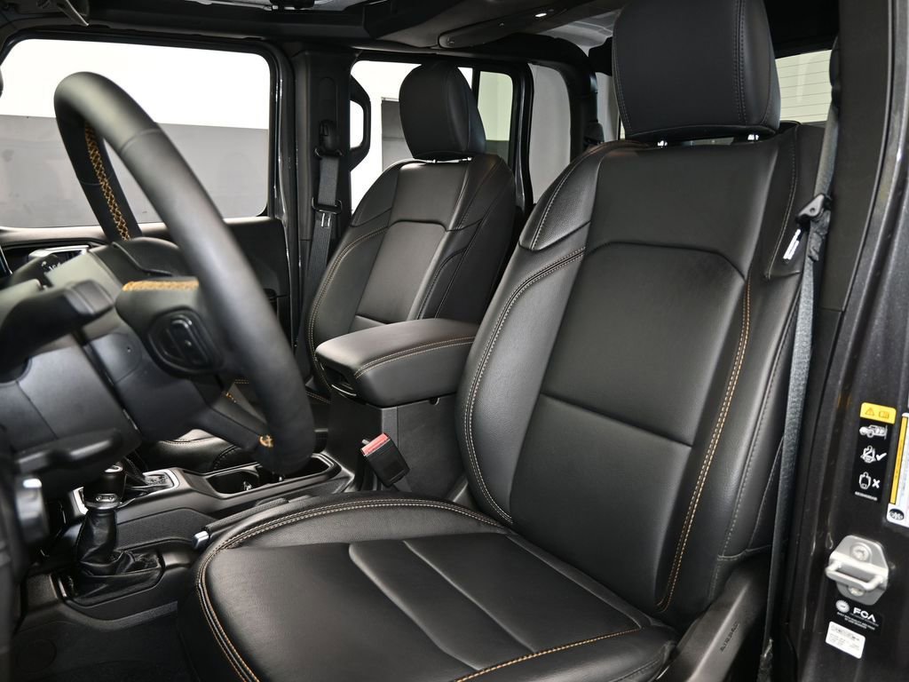 Used 2024 Jeep Gladiator Sport w/ Premium Package image 10