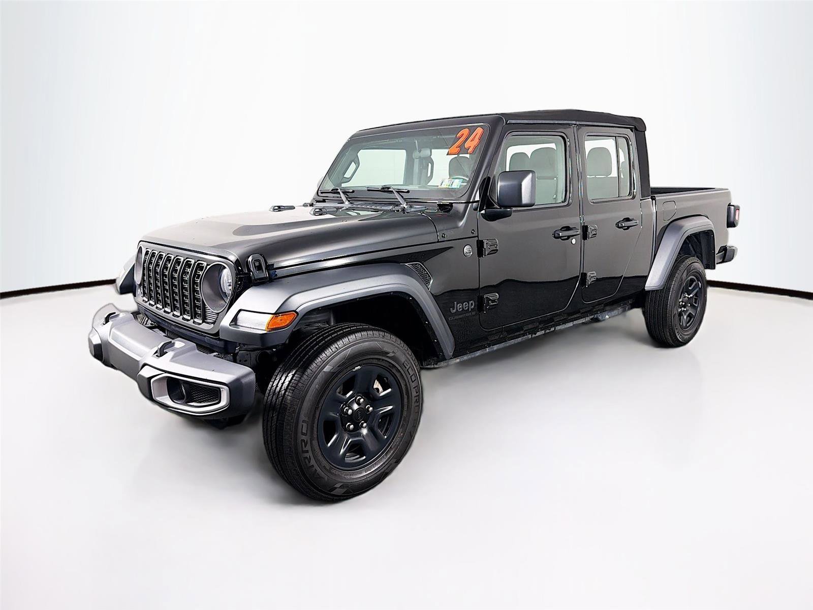 Used 2024 Jeep Gladiator Sport AWD/4WD image 3