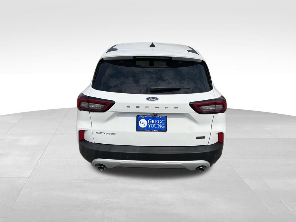 Used 2023 Ford Escape Active w/ Tech Pack #1 FWD image 5