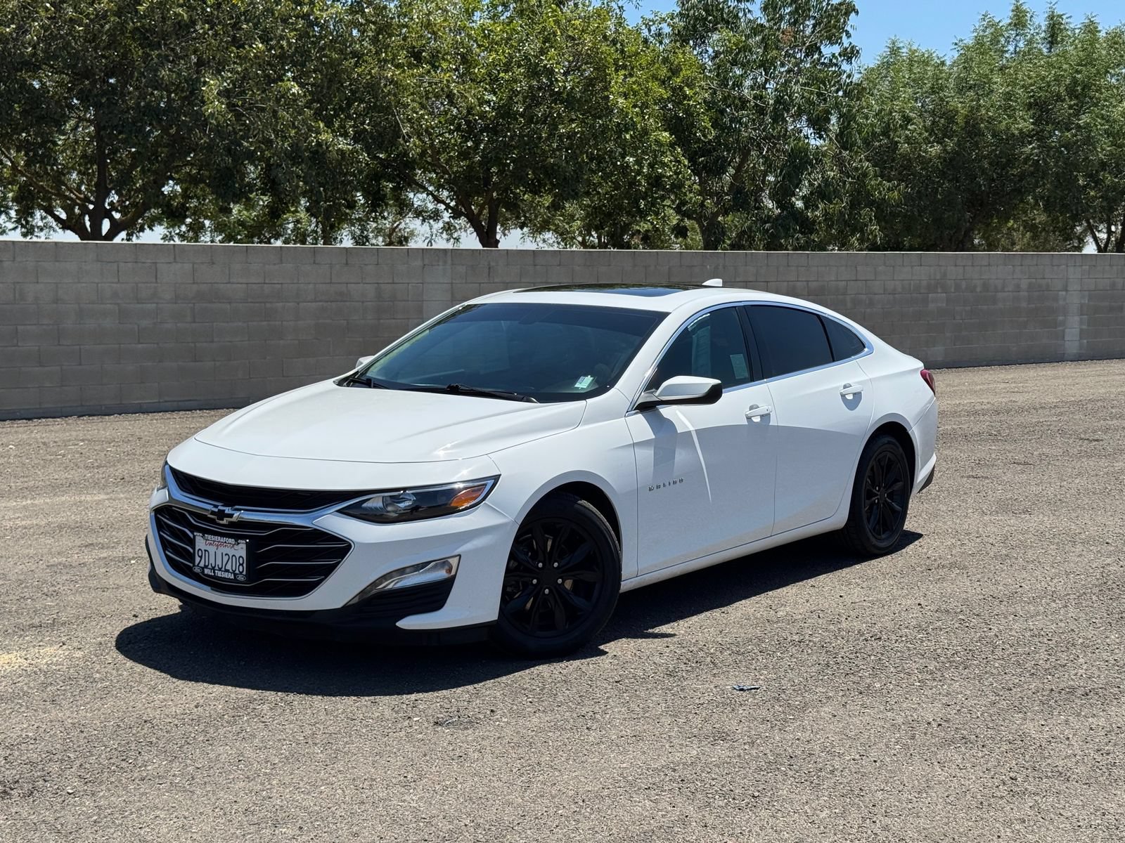 Used 2022 Chevrolet Malibu LT FWD image 8
