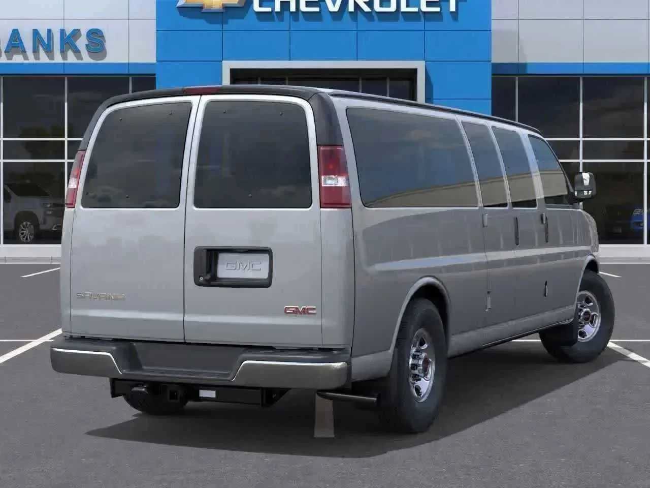 New 2025 GMC Savana 3500 LT w/ LT Preferred Equipment Group RWD image 4