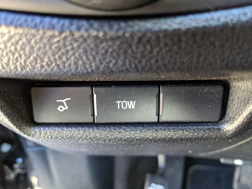 Certified 2018 Ford Explorer Platinum AWD/4WD image 17