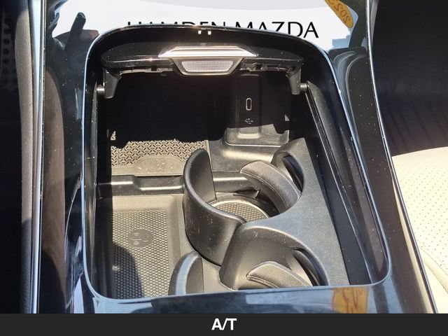 Used 2023 Mercedes-Benz GLC 300 4MATIC image 25