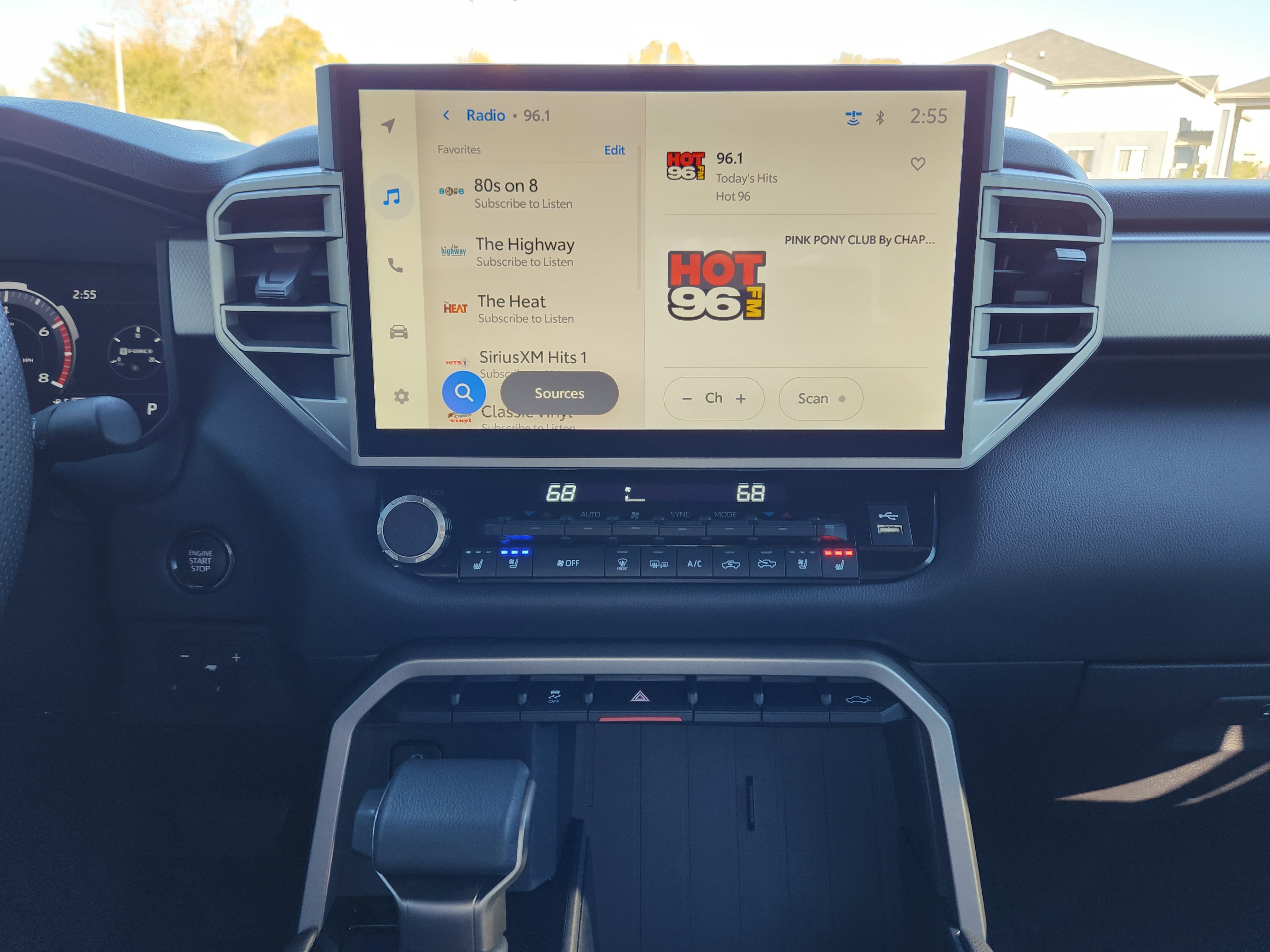 Used 2025 Toyota Tundra Limited image 17