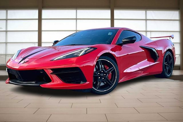 Used 2022 Chevrolet Corvette Stingray Premium Cpe w/ Z51 Performance Package image 1