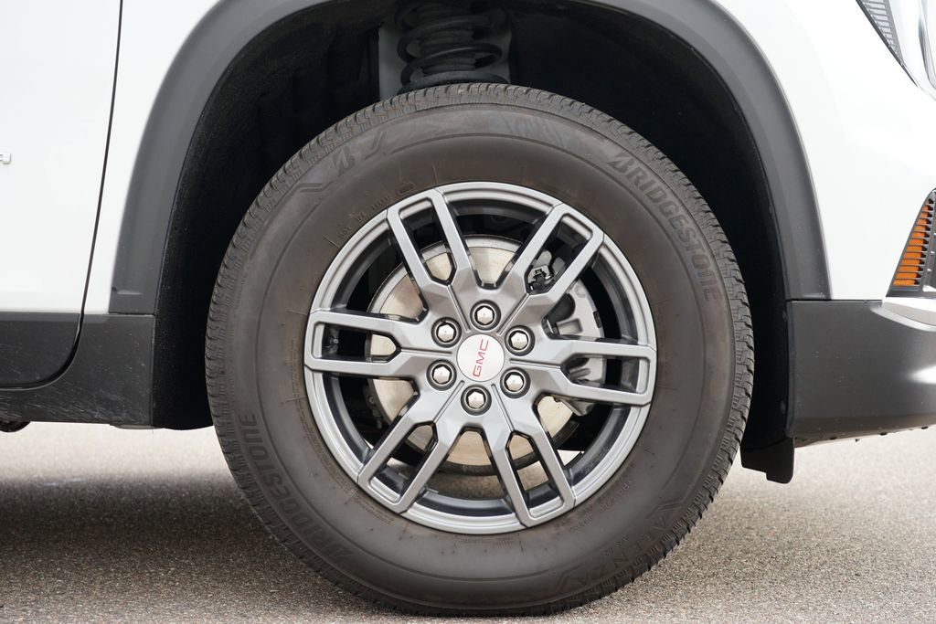 Certified 2025 GMC Acadia Elevation image 32