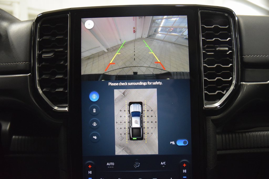 Used 2024 Ford Ranger Lariat w/ FX4 Off-Road Package image 45