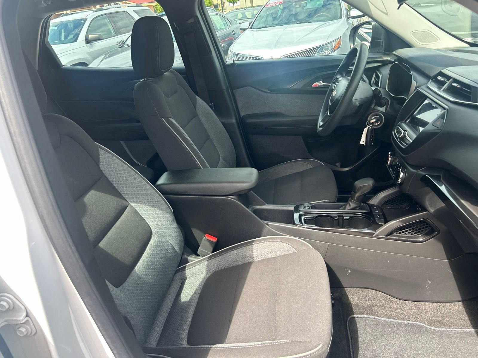Used 2022 Chevrolet TrailBlazer LS FWD image 16