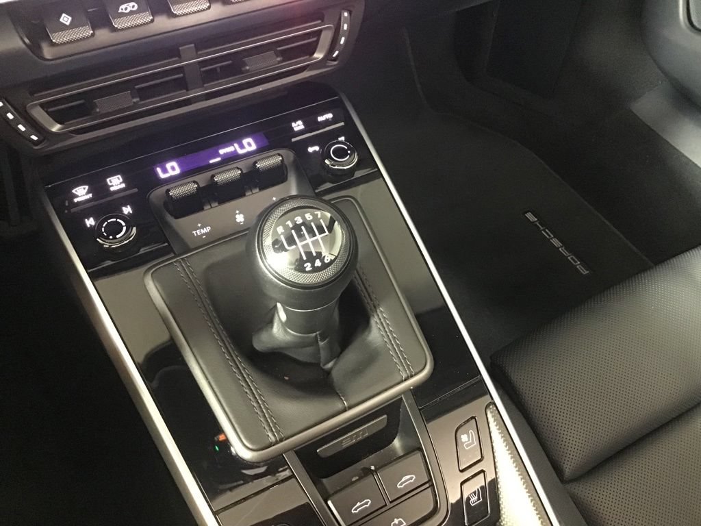 Certified 2022 Porsche 911 Carrera 4S AWD/4WD image 45