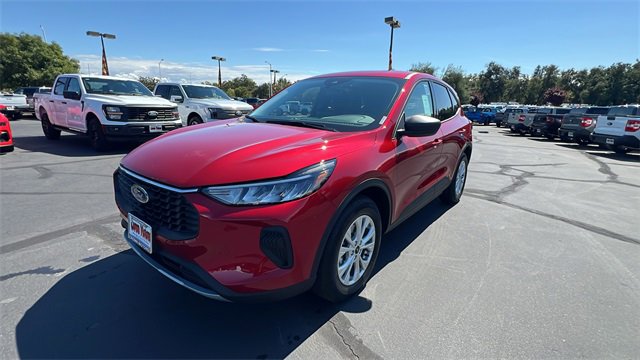 New 2025 Ford Escape Active