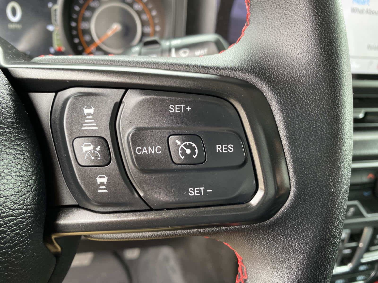 Certified 2025 Jeep Wrangler Unlimited Rubicon AWD/4WD image 18