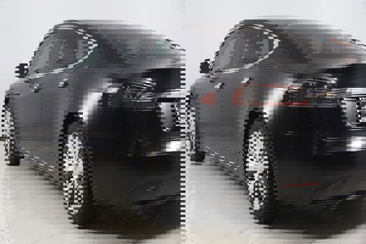 Used 2021 Tesla Model S Long Range Plus image 28