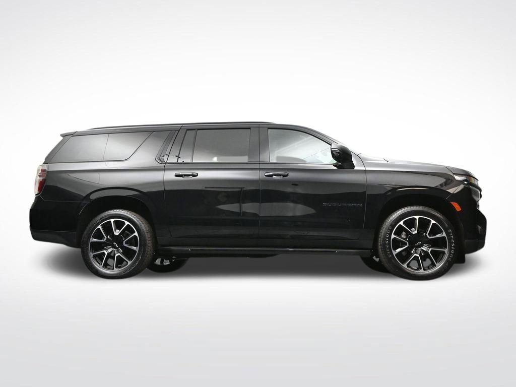 Used 2023 Chevrolet Suburban RST w/ Luxury Package AWD/4WD image 30