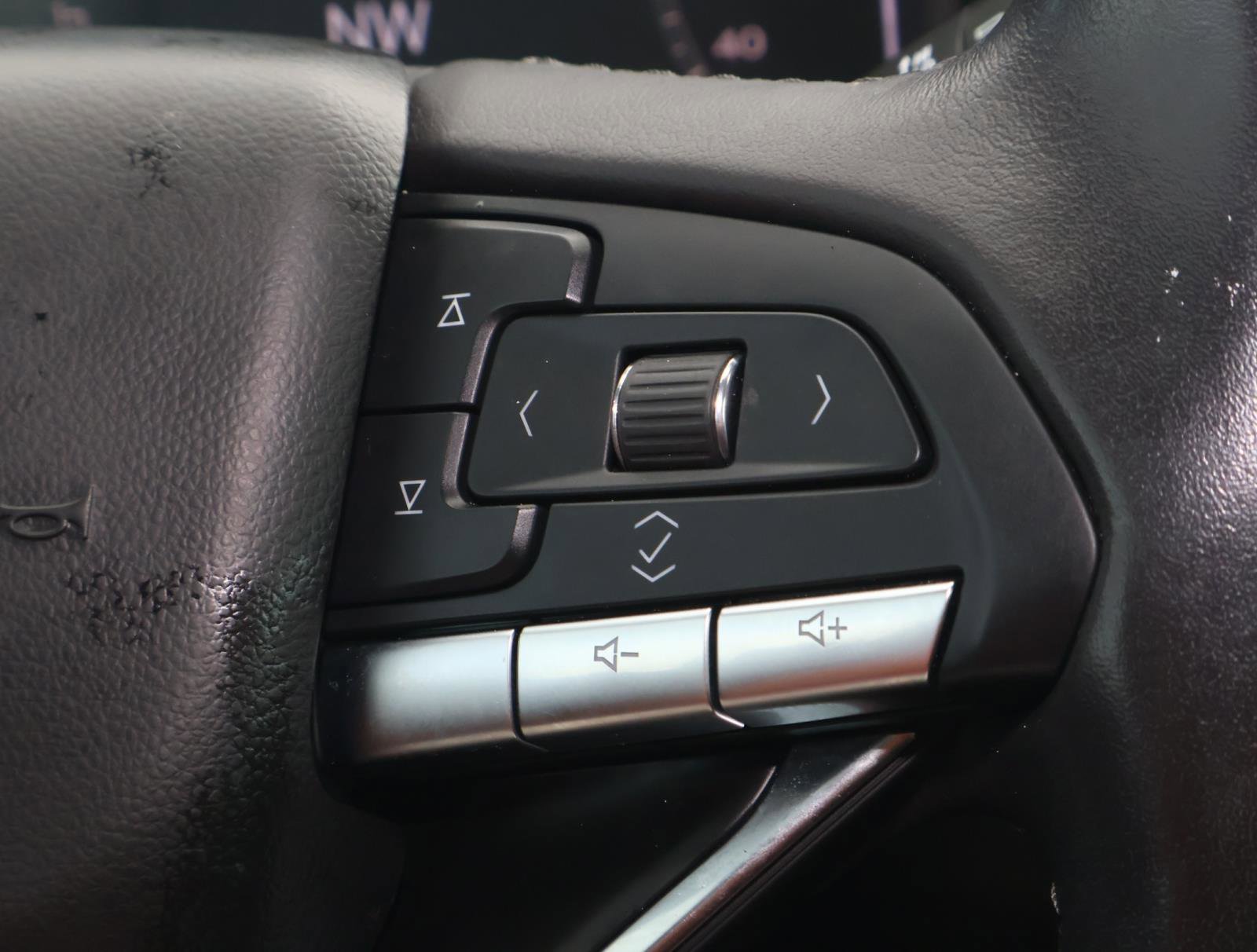 Used 2022 Cadillac XT6 Luxury FWD image 27