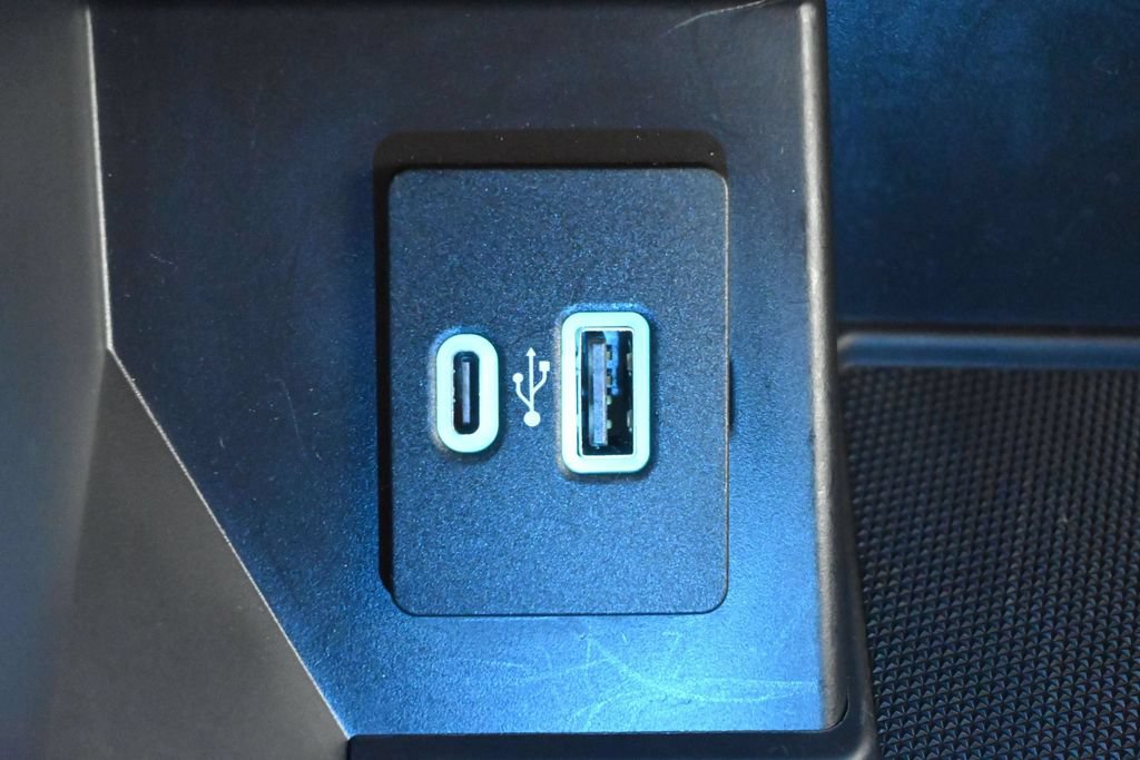 Used 2021 Ford F150 Lariat AWD/4WD image 18