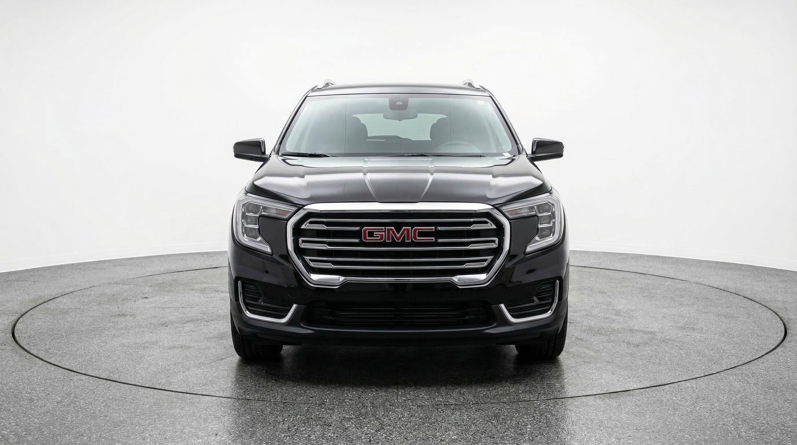 Used 2024 GMC Terrain SLT image 2