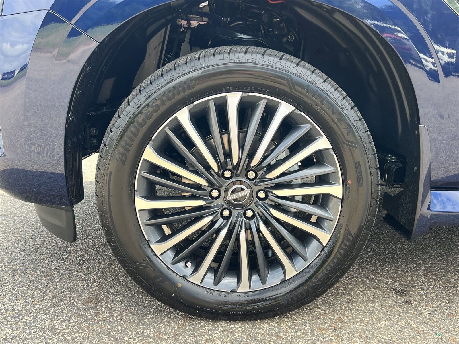 New 2025 Nissan Armada Platinum Reserve image 34