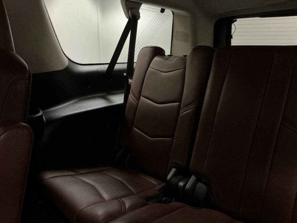 Used 2016 Cadillac Escalade ESV Luxury AWD/4WD image 25