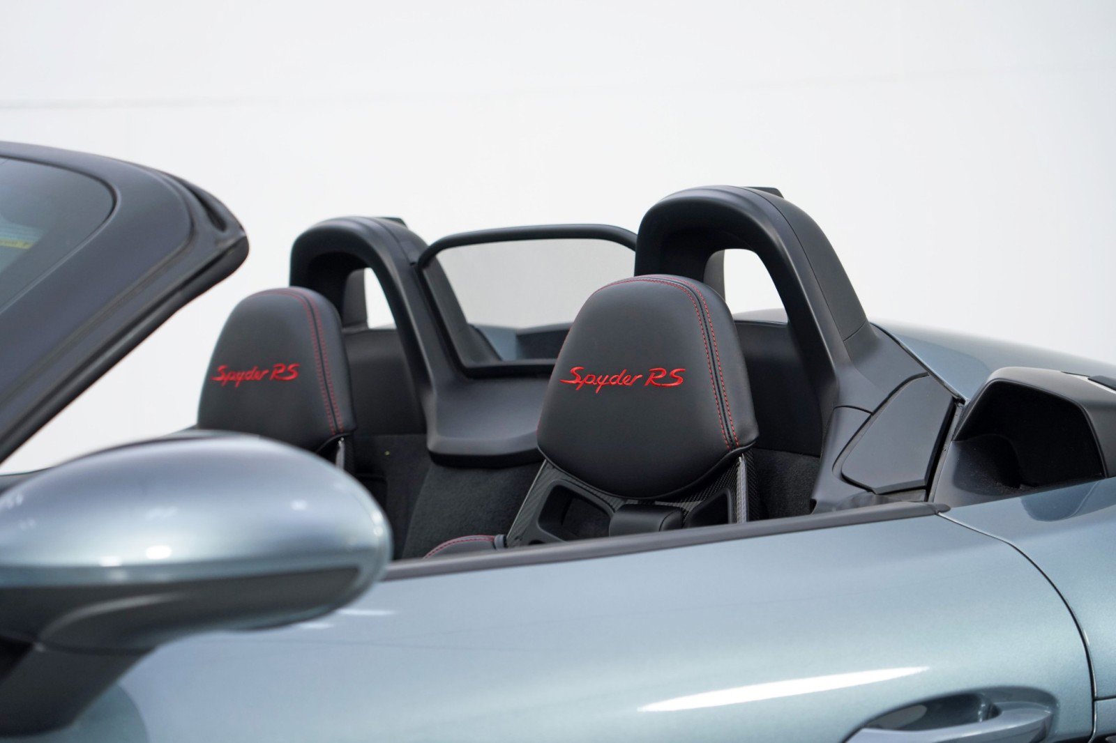Used 2024 Porsche 718 Boxster Spyder RS w/ Light Design Package RWD image 82