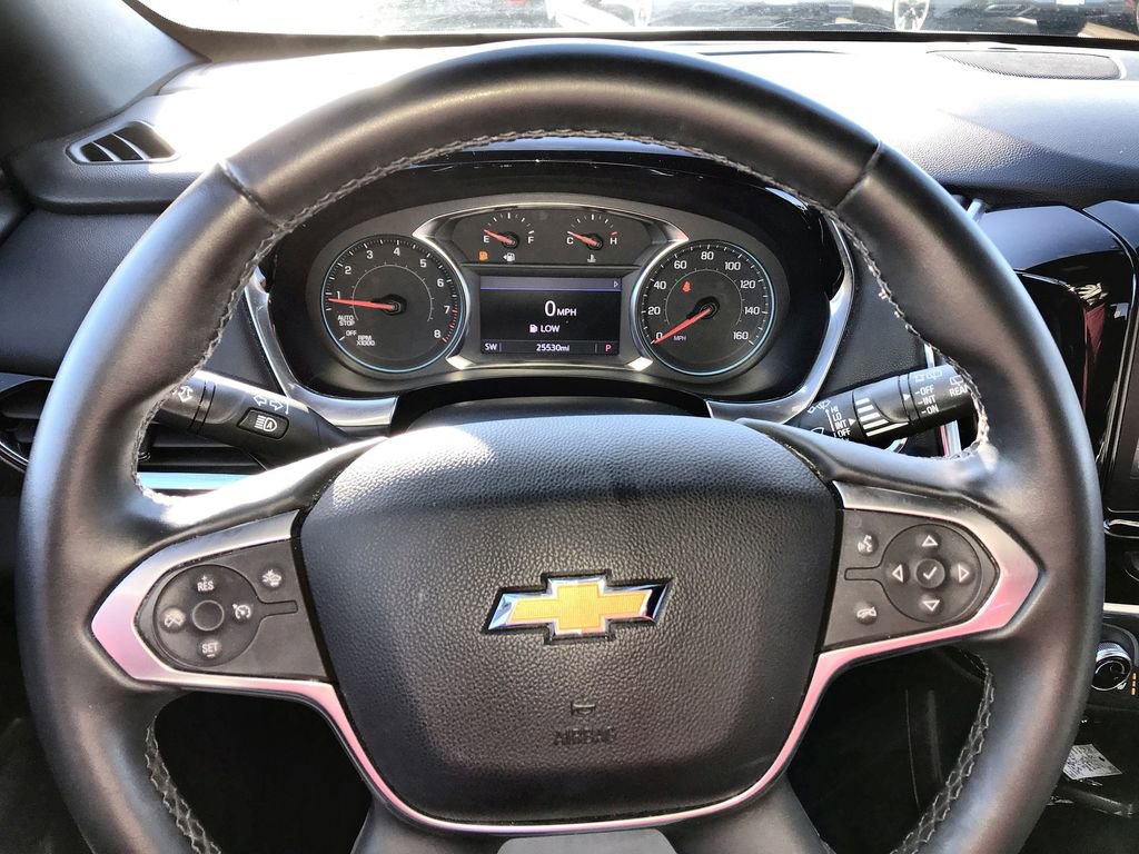Used 2023 Chevrolet Traverse LT AWD/4WD image 14
