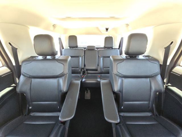 Used 2025 Ford Expedition Max Platinum AWD/4WD image 21