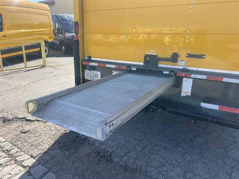 Used 2022 Ford E-350 and Econoline 350 Super Duty RWD image 11