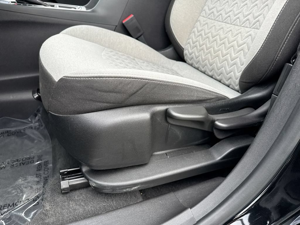 Used 2024 Chevrolet Equinox LS w/ Midnight Edition FWD image 12