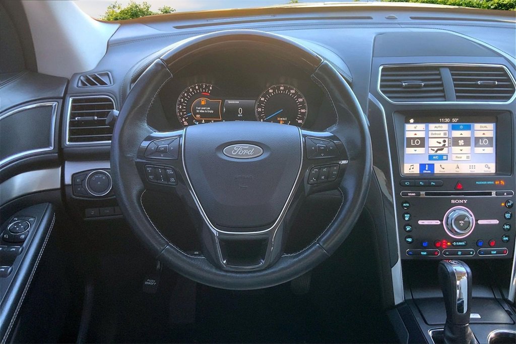 Used 2018 Ford Explorer Platinum image 8