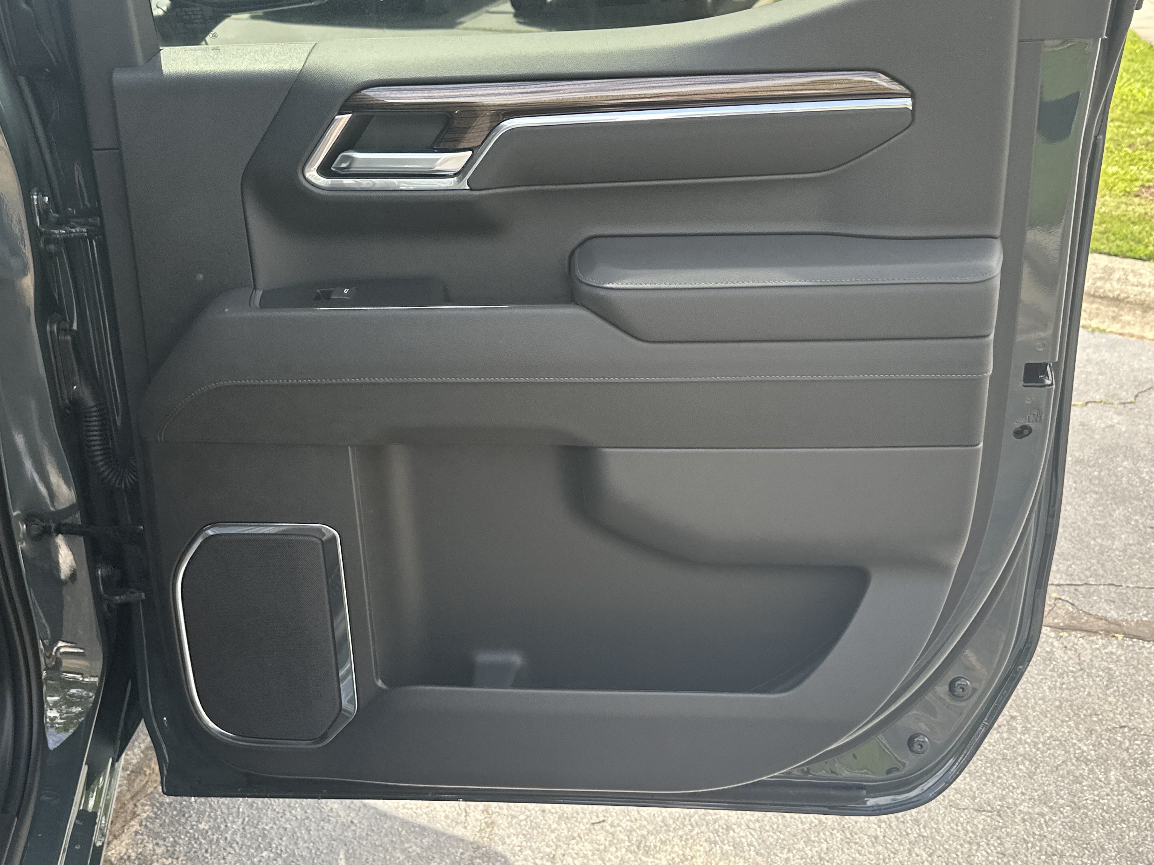 Certified 2026 Chevrolet Silverado 1500 LT RWD image 15
