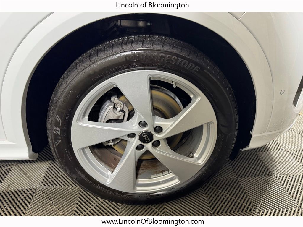 Used 2025 Audi Q5 Prestige image 12