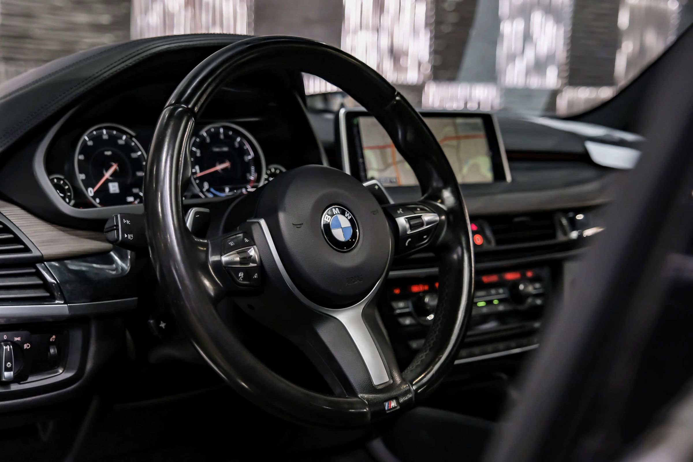 Used 2016 BMW X6 xDrive50i AWD/4WD image 14