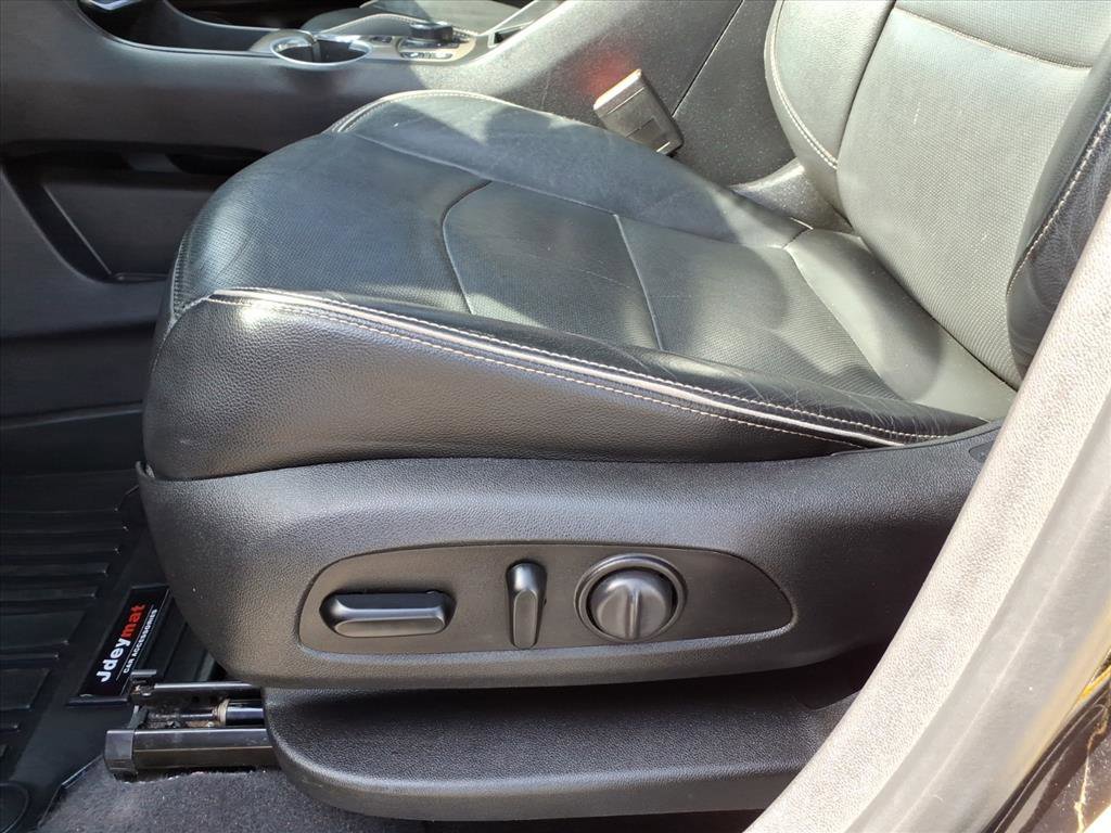 Used 2020 GMC Terrain Denali w/ Denali Premium Package image 17