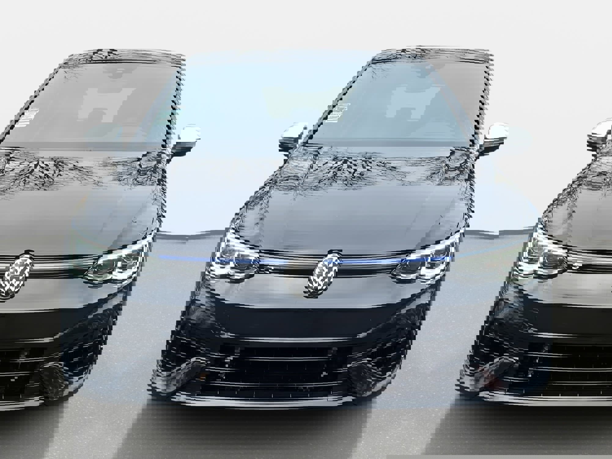 Certified 2022 Volkswagen Golf R image 8