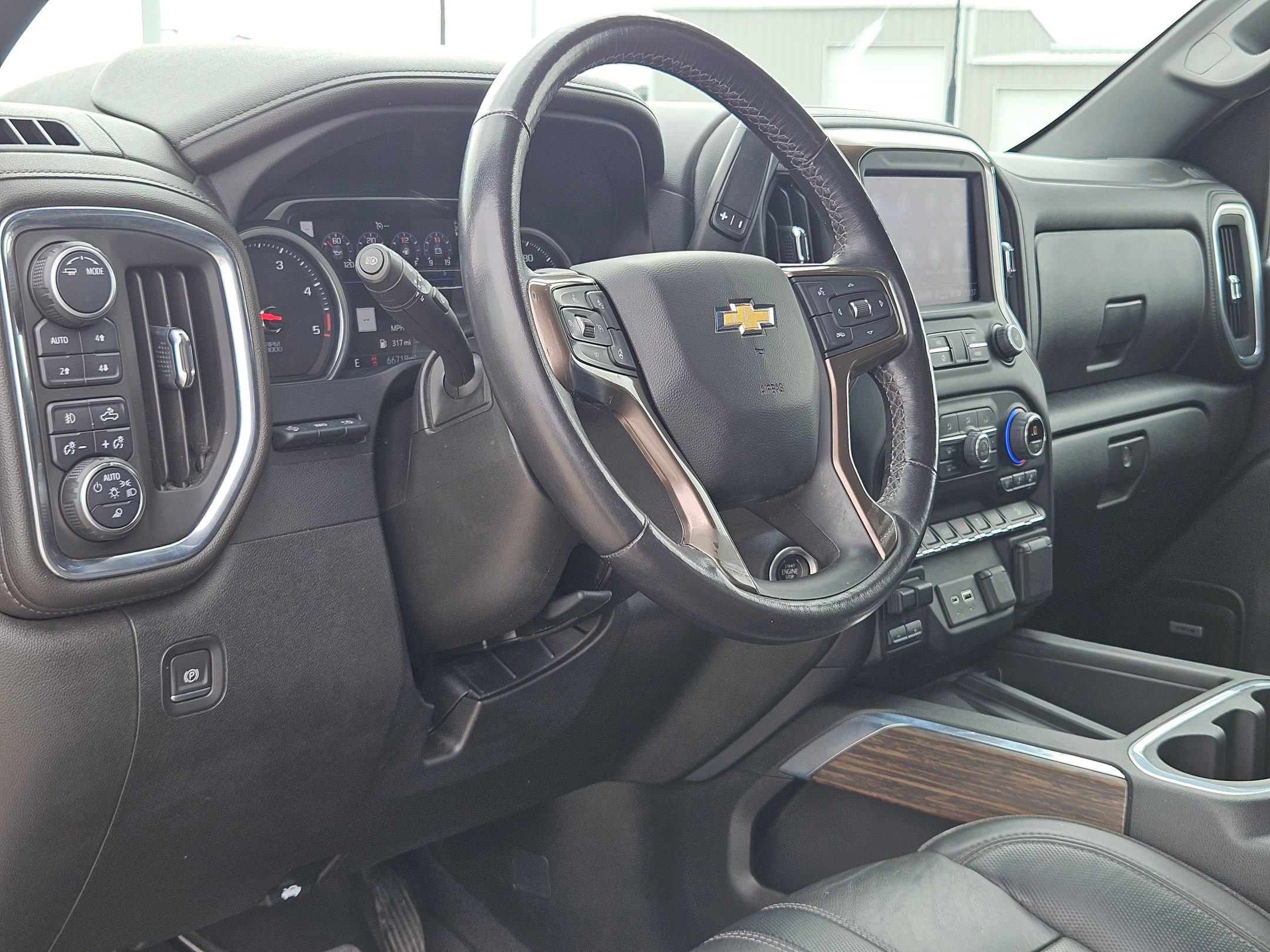 Used 2022 Chevrolet Silverado 3500 High Country w/ Z71 Off-Road Package image 10