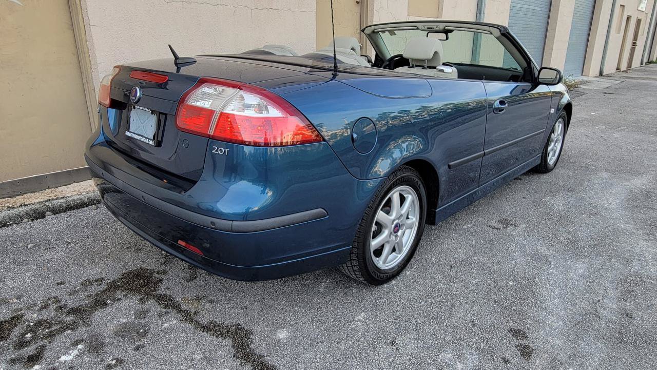 Used 2004 Saab 9-3 Aero FWD image 6