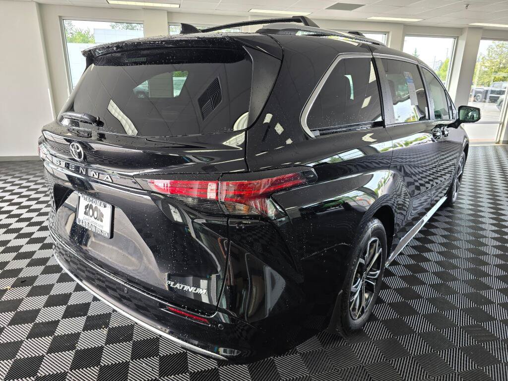 New 2026 Toyota Sienna Platinum AWD/4WD image 3