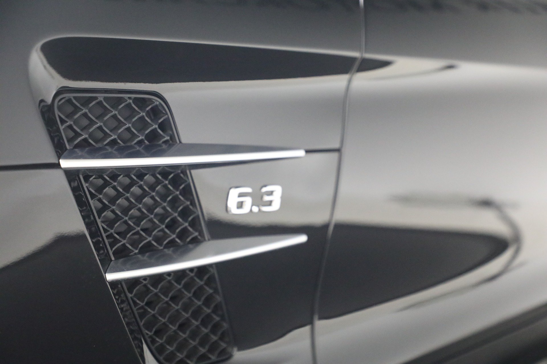 Used 2012 Mercedes-Benz SLS AMG Roadster image 35