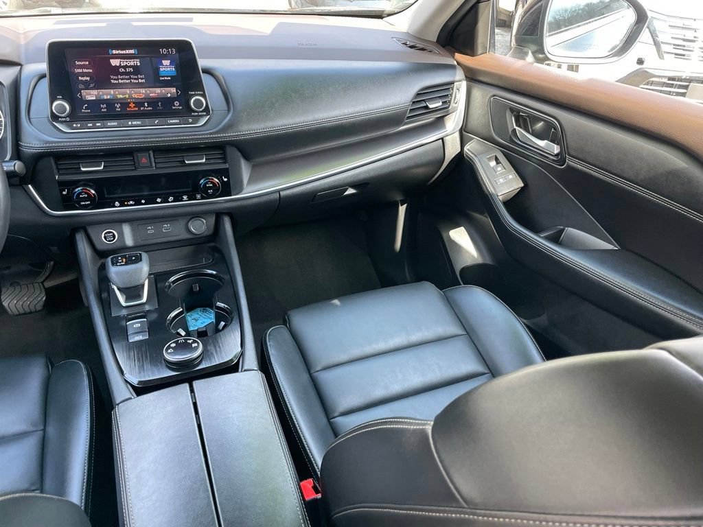 Certified 2023 Nissan Rogue SV w/ SV Premium B Package AWD/4WD image 11