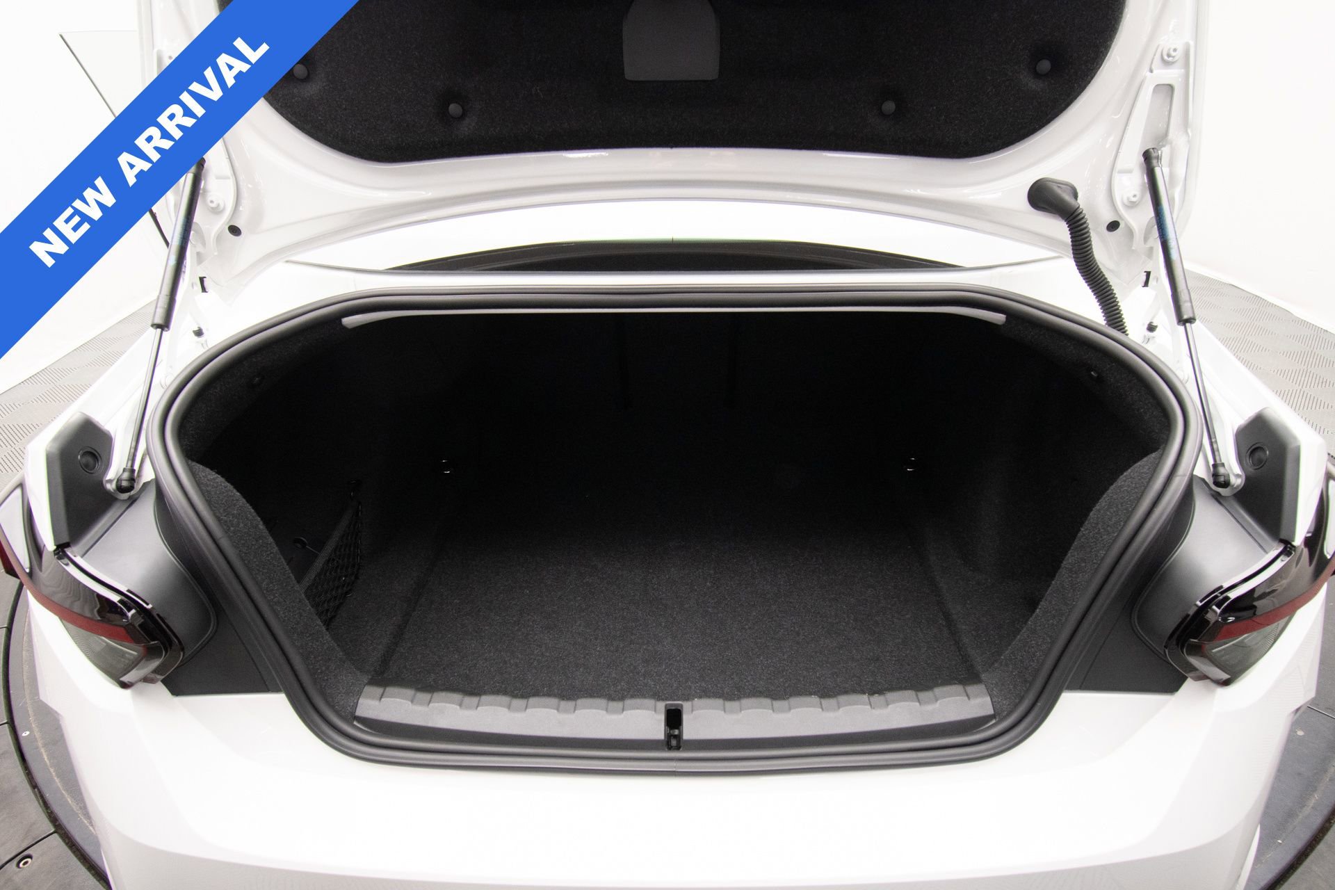 Used 2025 BMW M240i xDrive Coupe image 35