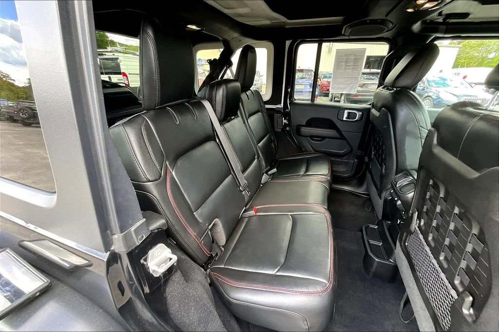 Used 2019 Jeep Wrangler Unlimited Rubicon w/ Dual Top Group image 25