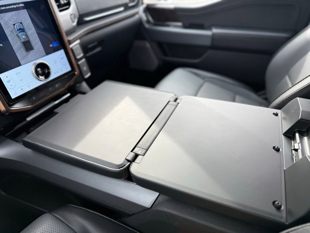 Used 2023 Ford F150 Lightning Lariat image 24