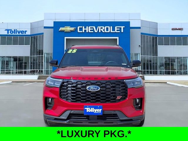 Used 2025 Ford Explorer ST AWD/4WD image 3
