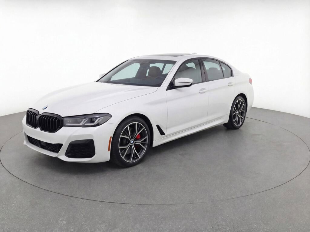 Used 2022 BMW M550i xDrive w/ Executive Package image 38