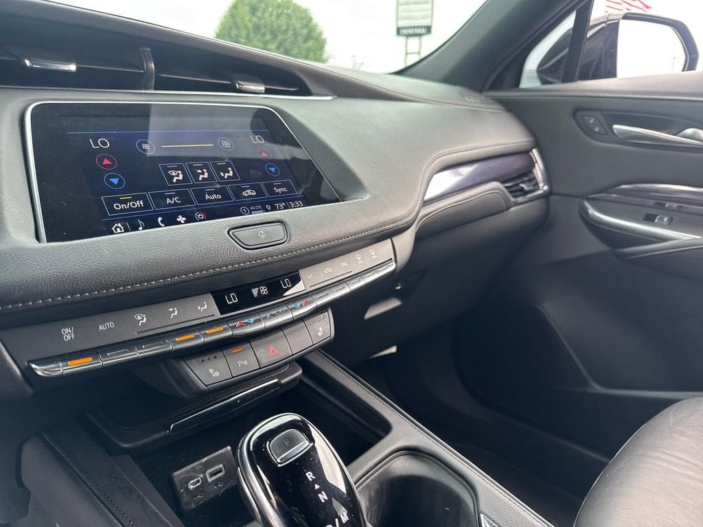 Certified 2023 Cadillac XT4 Luxury w/ Cold Weather Package FWD image 19