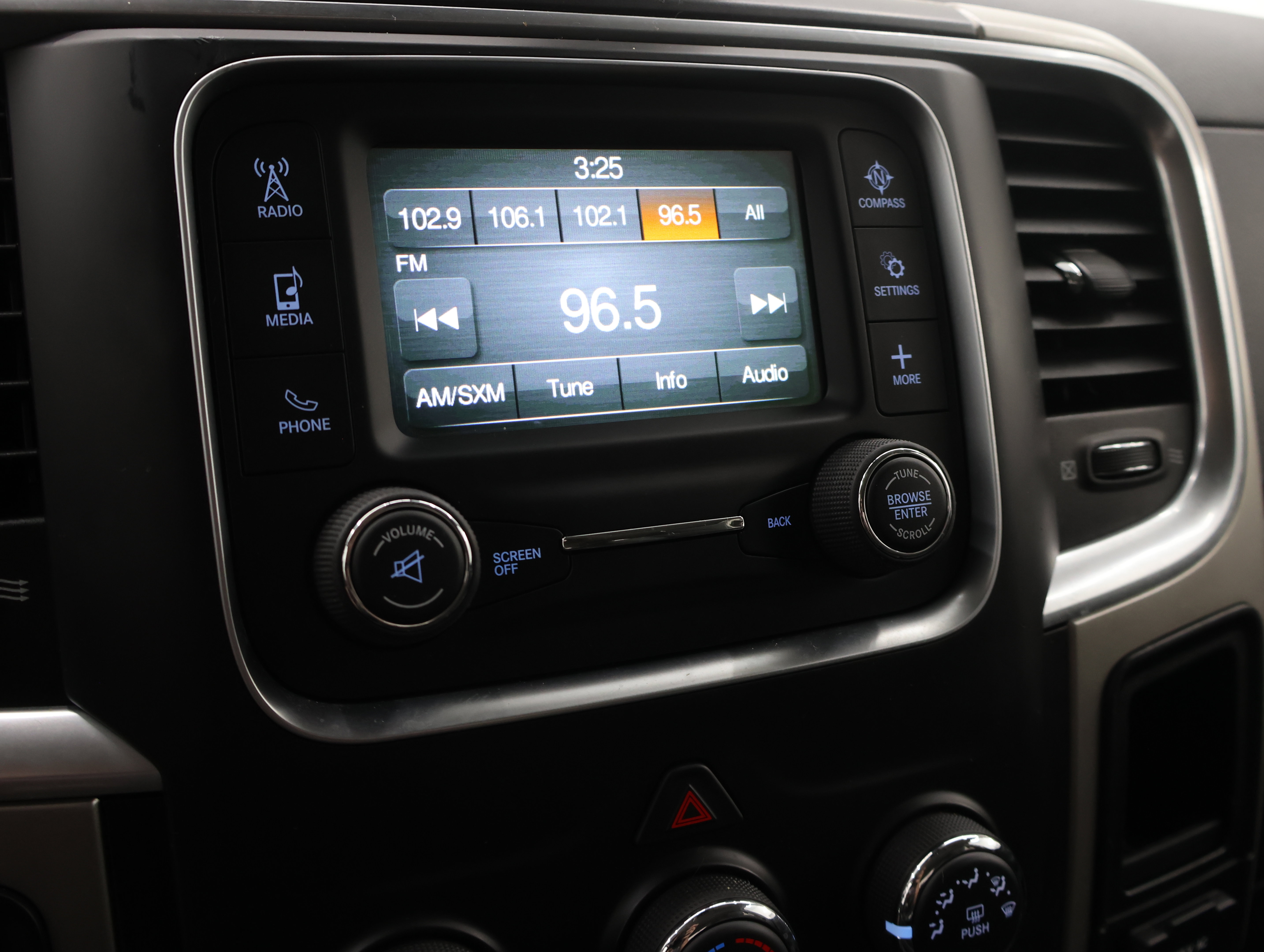 Used 2018 RAM 2500 Big Horn AWD/4WD image 11